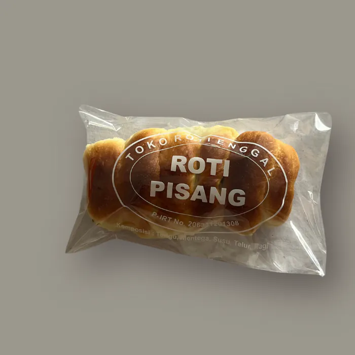 Roti Pisang dalam plastik cetak oval